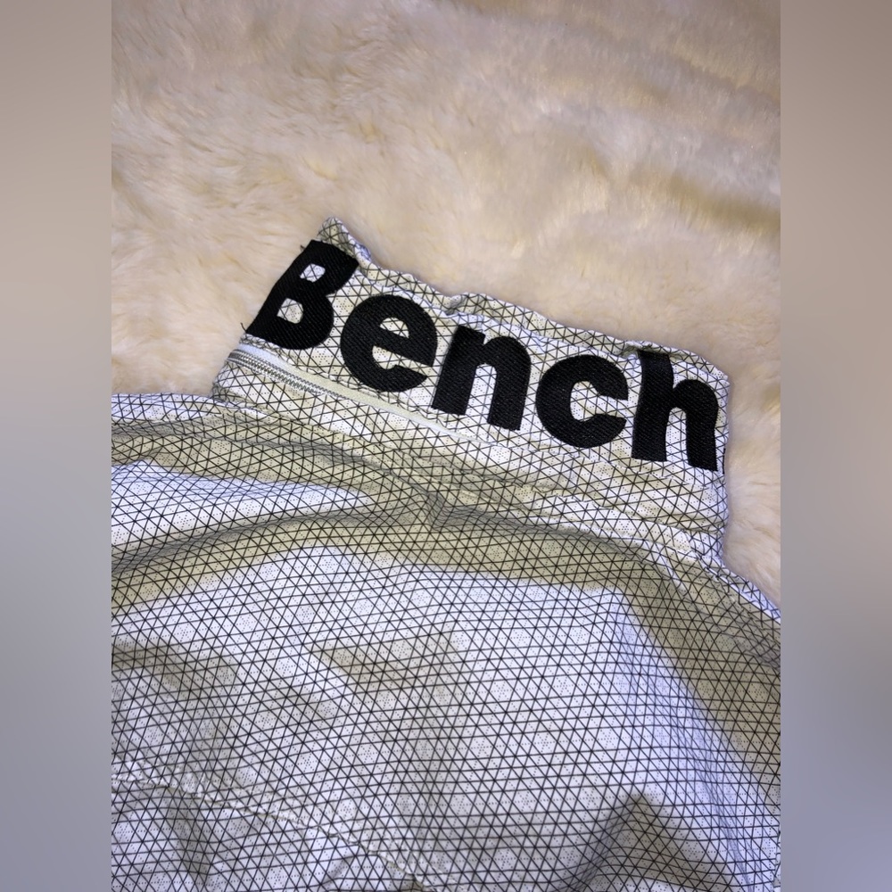 Bench Lightweight Jacket - Picture 10 of 10
